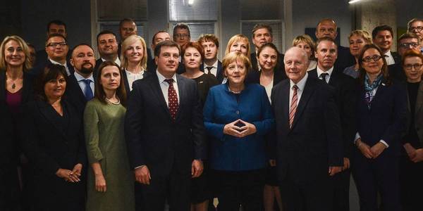 Angela Merkel highly appreciated decentralisation in Ukraine
