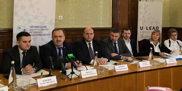 Маємо вирішувати проблеми розвитку гірських територій в економічній площині, - В’ячеслав Негода в Чернівцях