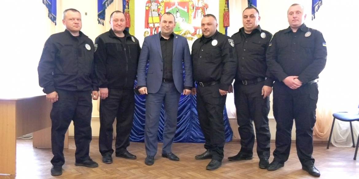 40807eadd81b1e4fb5de73cdf3f06ddc