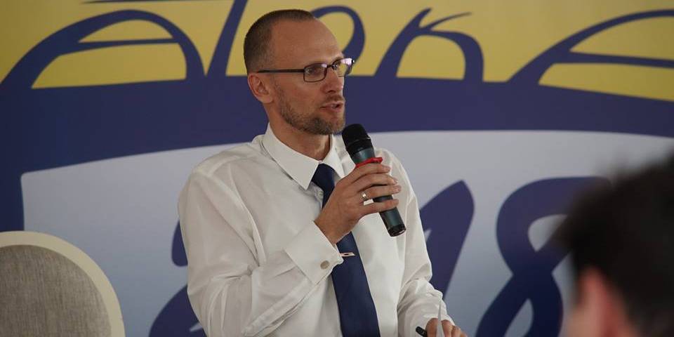 A341f63ebb9a7f8d9a9b5b935b6c4b7d