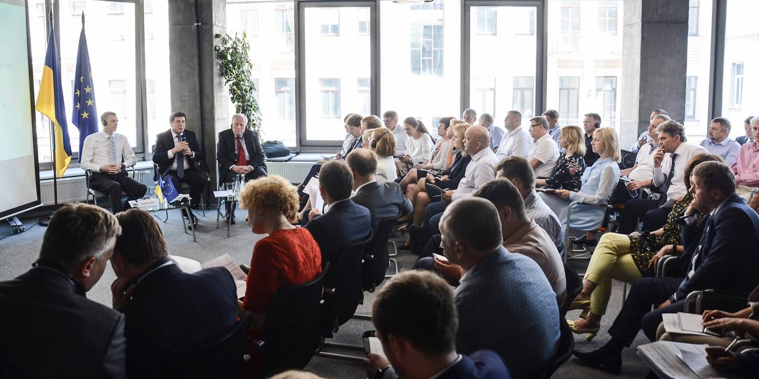 5f9fdc78bd21b5bb48a52603a0cf8ffa