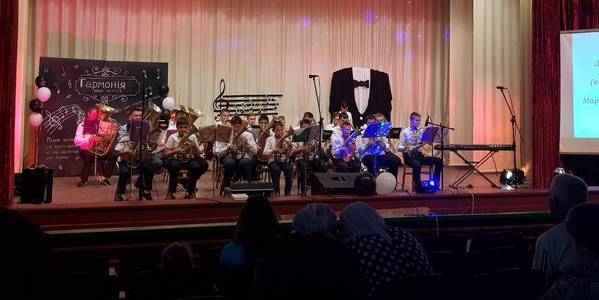 У Бузівській громаді відкрили школу мистецтв

