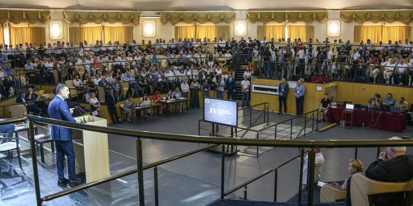 Відзавтра починаємо обговорення змін до Конституції в частині децентралізації, – Володимир Гройсман