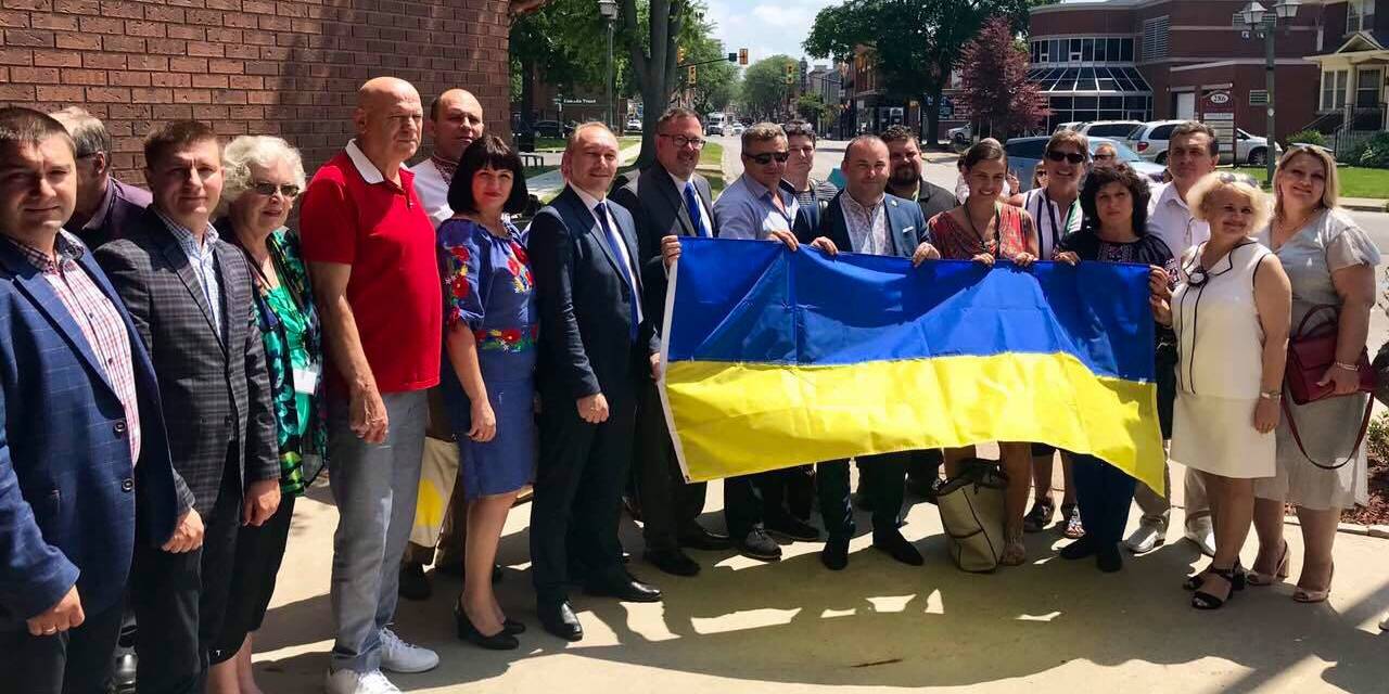 4fa83dfe4e2323e6e9a78985f559fdb4