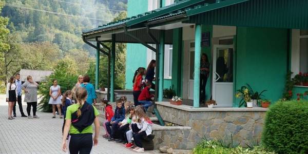 Найвисокогірніша ОТГ Івано-Франківщини створила опорну школу