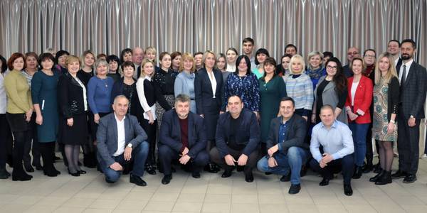 Громади Донецької та Луганської областей у співпраці з міжнародними партнерами поліпшують якість адміністративних послуг