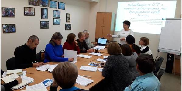 Купили приватний будинок, щоб створити центр соціальних послуг - історія Чмирівської громади