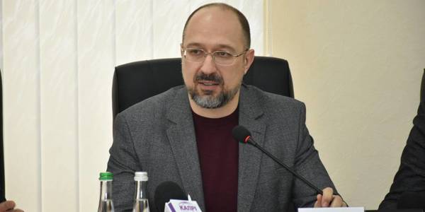 «Якщо говоримо про сильне місцеве самоврядування, то давайте говорити і про сильну країну в цілому», - Денис Шмигаль в Краматорську