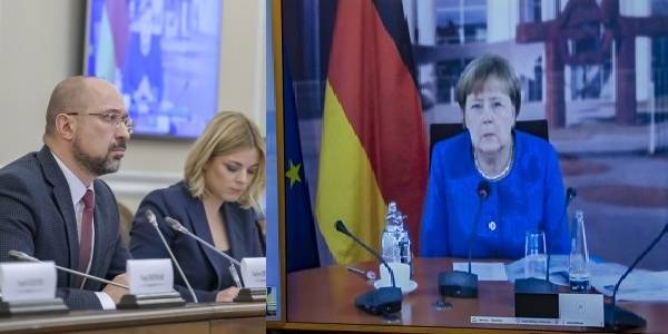 Більшість українців підтримують децентралізацію, і ми не звернемо з цього шляху, - Денис Шмигаль у розмові з Ангелою Меркель