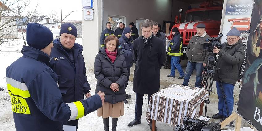 Космацька громада отримала від польських партнерів обладнання для добровільної пожежної дружини 