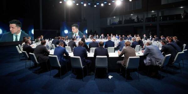 Проєкт змін до Конституції щодо децентралізації погодили всі члени комісії при Президентові