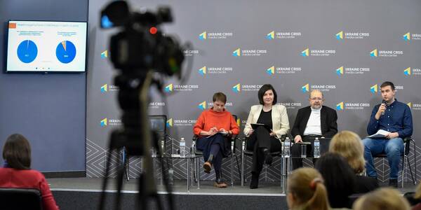 Як громади управляють освітою: проект DECIDE представив соціологічне дослідження

