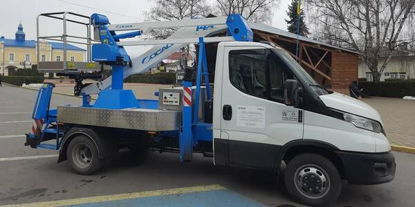 Вижницька громада отримала від Програми USAID DOBRE електрогідравлічну автовишку