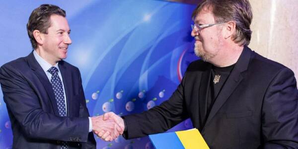 Вараш і Ловійса підписали угоду про побратимство

