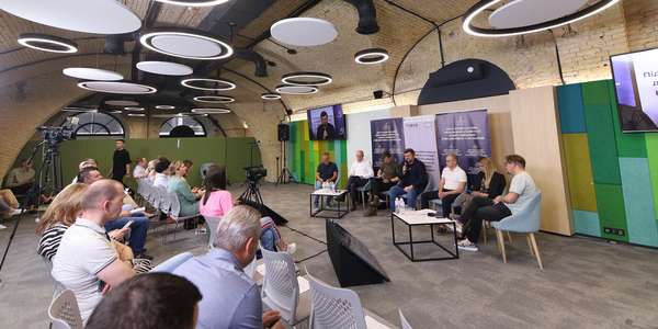 Новому АТУ три роки: «Ми не готувалися до війни, але вона поставила оцінку реформі і адмінтерустрою»,- тези з круглого столу

