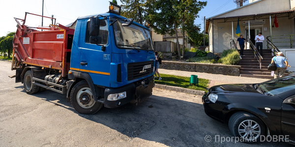 У Лановецькій громаді налагодили вивіз ТПВ завдяки допомозі Програми USAID DOBRE
