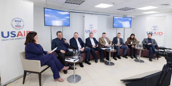 Лідери місцевого самоврядування обговорили залучення мешканців до відновлення та розвитку громад

