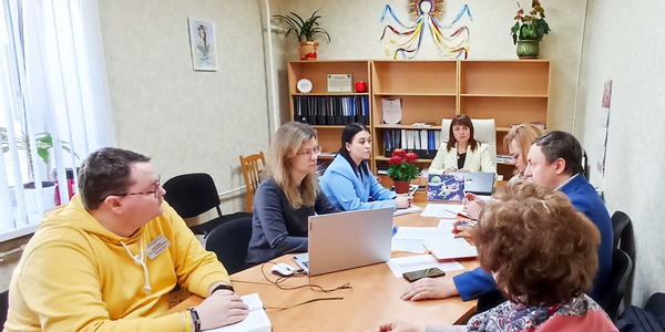 Консультації з питань реформи профільної середньої освіти: експерти DECIDE уже працюють з громадами

