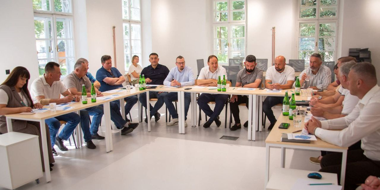 1c69e3c2b372359bd271550df31ac04f