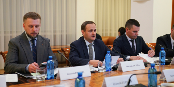 Програма підтримки прифронтових громад: Мінрозвитку готує другий пакет допомоги