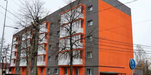 У Тростянецькій громаді завершили перший в Україні проєкт зеленої реконструкції багатоквартирного будинку