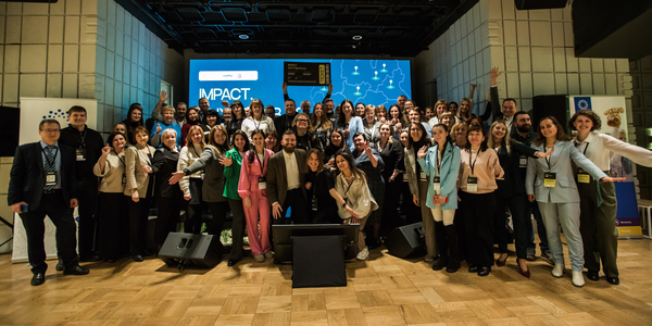 Міжнародні програми підтримки громад: гід можливостей для відновлення та розвитку