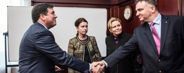 Впровадження проекту EGOV4UKRAINE – черговий крок у розвитку системи якісного надання послуг у ЦНАПах, - Геннадій Зубко