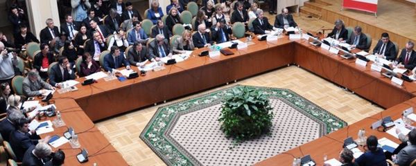 Володимир Гройсман: «Ми пропонуємо закріпити в Конституції право місцевого самоврядування на частину загальнонаціональних податків»