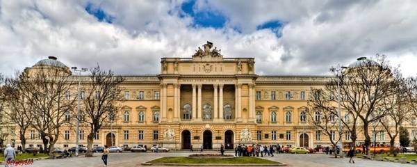Дарунок цісаря: як у ХІХ сторіччі децентралізація в Австро-Угорщині озолотила регіони