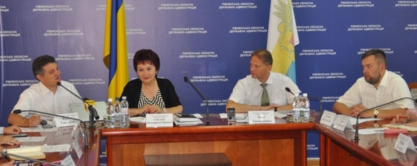 Чи буде реалізована медична реформа в Україні? Як навчитися на місцях ділити кошти на медицину? Чи дієздатні госпітальні ради?