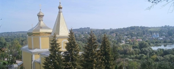  Громада у центрі історичного Вишнівця за півроку стала на ноги й пожинає плоди