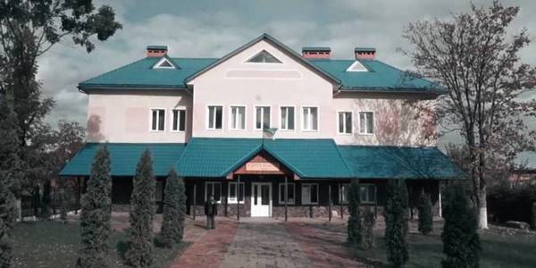 What did hromadas of Chernivtsi Oblast spend infrastructure subvention on?