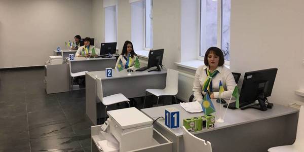 В Чемеровецькій громаді відкрився сучасний селищно-районний ЦНАП