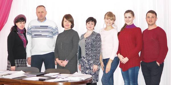 Як ОТГ Херсонщини кадровий голод "вгамовують"