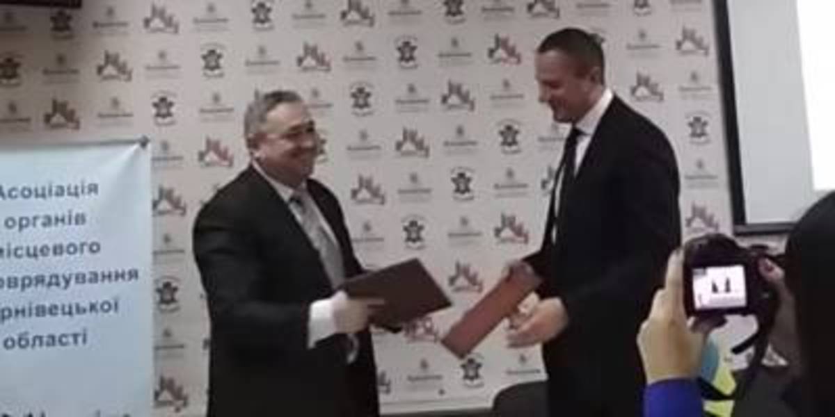 D5083d2e0de41d2588284b8aac15a894