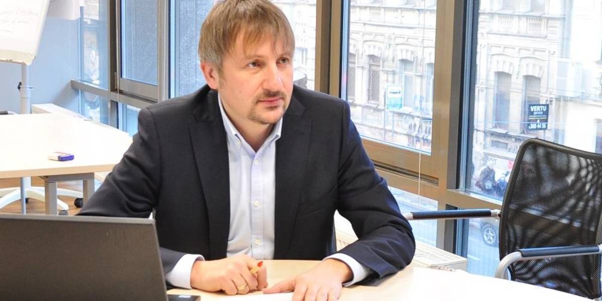 B87edd177d34b500a34a3dc2fa93dfc2