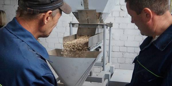 У Бугринській ОТГ запустили пелетну лінію, щоб заощаджувати газ та заробляти