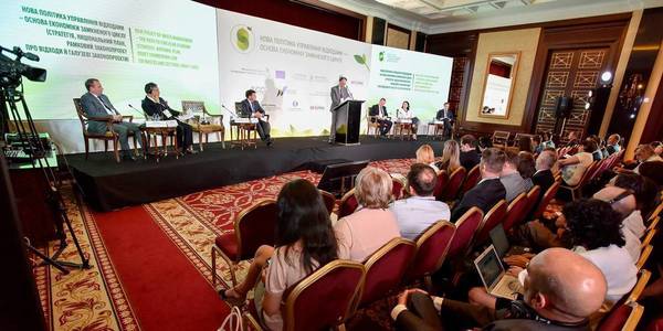 Національна стратегія та регіональні плани поводження з відходами є запорукою розвитку областей та громад