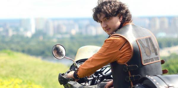 Лідер гурту «Вперше Чую» Григорій Вагапов організовує велотур на підтримку децентралізації