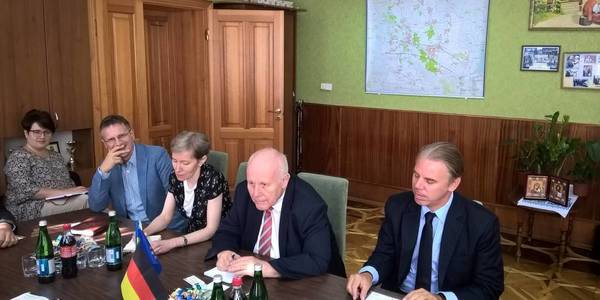 Georg Milbradt visits Baryshivka to learn more about decentralisation