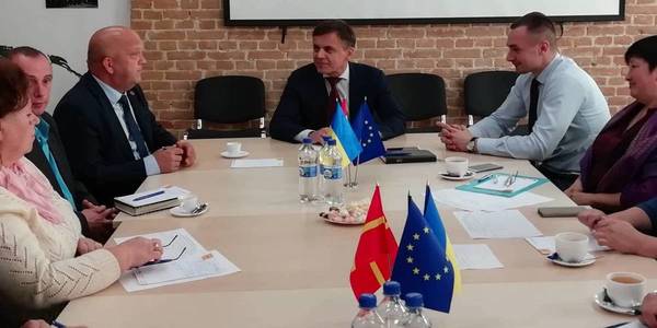 Хто буде платити? Житомир та навколишні ОТГ налагоджують міжмуніципальну співпрацю