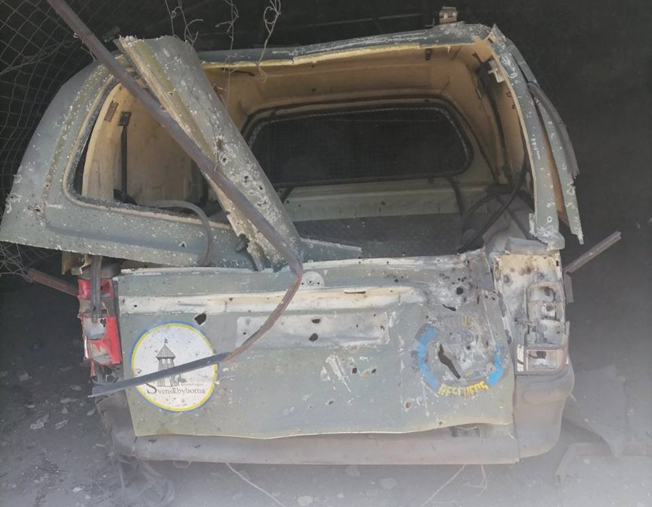 і все, що залишив від цього автомобіля російський дрон і все, що залишив від цього автомобіля російський дрон