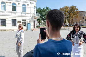 Thumb %d0%91%d0%be%d1%80%d1%89%d1%96%d0%b2%d1%81%d1%8c%d0%ba%d1%96 %d0%b4%d1%96%d0%b2%d1%87%d0%b0%d1%82%d0%b0 %d0%b2 %d1%81%d1%82%d0%b0%d1%80%d0%be%d0%b2%d0%b8%d0%bd%d0%bd%d0%b8%d1%85 %d1%80%d0%be%d0%b4%d0%b8%d0%bd%d0%bd%d0%b8%d1%85 %d0%b2%d0%b8%d1%88%d0%b8%d0%b2%d0%b0%d0%bd%d0%ba%d0%b0%d1%85  %d0%91%d0%be%d1%80%d1%89%d1%96%d0%b2%d1%81%d1%8c%d0%ba%d0%b0 %d0%b3%d1%80%d0%be%d0%bc%d0%b0%d0%b4%d0%b0  6 