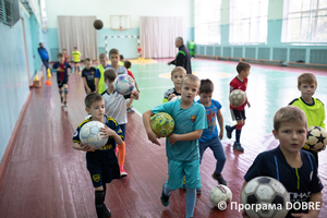 Thumb %d0%93%d1%80%d1%83%d0%bf%d0%b0 %d0%bf%d0%be%d1%87%d0%b0%d1%82%d0%ba%d0%be%d0%b2%d0%be%d1%97 %d0%bf%d1%96%d0%b4%d0%b3%d0%be%d1%82%d0%be%d0%b2%d0%ba%d0%b8 %d0%b7 %d1%84%d1%83%d1%82%d0%b1%d0%be%d0%bb%d1%83  %d0%a1%d0%bd%d0%be%d0%b2%d1%81%d1%8c%d0%ba%d0%b0 %d0%b4%d0%b8%d1%82%d1%8f%d1%87%d0%be %d1%8e%d0%bd%d0%b0%d1%86%d1%8c%d0%ba%d0%b0 %d1%81%d0%bf%d0%be%d1%80%d1%82%d0%b8%d0%b2%d0%bd%d0%b0 %d1%88%d0%ba%d0%be%d0%bb%d0%b0  %d0%a1%d0%bd%d0%be%d0%b2%d1%81%d1%8c%d0%ba%d0%b0 %d0%a2%d0%93  50 