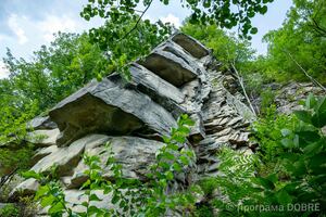 Геологічна пам’ятка природи місцевого значення Кам’яна багачка, Усть-Путильська громада