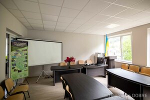 Зал засідань, облаштований за підтримки Програми DOBRE, Усть-Путильська громада