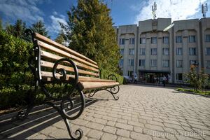 Площа Героїв Майдану, Шумська громада