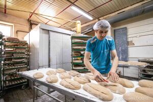 Thumb %d0%90%d0%bd%d0%b4%d1%80%d1%96%d0%b9 %d0%91%d0%b0%d0%b1%d0%be%d0%b2%d0%b0%d0%bb  %d1%84%d0%be%d1%80%d0%bc%d1%83%d0%b2%d0%b0%d0%bb%d1%8c%d0%bd%d0%b8%d0%ba %d1%85%d0%bb%d1%96%d0%b1%d0%b0 %d1%83 %d0%a2%d0%9e%d0%92  %d0%9d%d0%b0%d0%b4%d0%b7%d0%b1%d1%80%d1%83%d1%87%d1%87%d1%8f %d1%85%d0%bb%d1%96%d0%b1   %d0%9f%d1%96%d0%b4%d0%b2%d0%be%d0%bb%d0%be%d1%87%d0%b8%d1%81%d1%8c%d0%ba%d0%b0 %d0%b3%d1%80%d0%be%d0%bc%d0%b0%d0%b4%d0%b0  15 