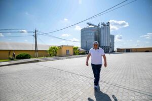 Thumb %d0%92%d0%be%d0%bb%d0%be%d0%b4%d0%b8%d0%bc%d0%b8%d1%80 %d0%9c%d0%b5%d1%80%d0%b2%d0%b0  %d0%b7%d0%b0%d1%81%d0%bd%d0%be%d0%b2%d0%bd%d0%b8%d0%ba %d1%81%d0%b5%d0%bb%d1%8f%d0%bd%d1%81%d1%8c%d0%ba%d0%be%d0%b3%d0%be %d1%84%d0%b5%d1%80%d0%bc%d0%b5%d1%80%d1%81%d1%8c%d0%ba%d0%be%d0%b3%d0%be %d0%b3%d0%be%d1%81%d0%bf%d0%be%d0%b4%d0%b0%d1%80%d1%81%d1%82%d0%b2%d0%b0  %d0%a2%d1%8e%d0%bb%d1%8c%d0%bf%d0%b0%d0%bd  %d0%b2 %d1%81%d0%b5%d0%bb%d1%96 %d0%91%d1%83%d1%80%d0%ba%d0%b0%d0%bd%d1%96%d0%b2  %d0%97%d0%be%d0%bb%d0%be%d1%82%d0%bd%d0%b8%d0%ba%d1%96%d0%b2%d1%81%d1%8c%d0%ba%d0%b0 %d0%b3%d1%80%d0%be%d0%bc%d0%b0%d0%b4%d0%b0  4 