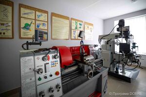 Thumb %d0%a1%d1%82%d0%be%d0%bb%d1%8f%d1%80%d0%bd%d0%be %d1%82%d0%be%d0%ba%d0%b0%d1%80%d0%bd%d0%b0 %d0%bc%d0%b0%d0%b9%d1%81%d1%82%d0%b5%d1%80%d0%bd%d1%8f %d0%b2 %d1%81%d0%b5%d0%bb%d1%96 %d0%93%d0%be%d0%b4%d0%b8%d0%bb%d1%96%d0%b2  %d1%81%d1%82%d0%b2%d0%be%d1%80%d0%b5%d0%bd%d0%b0 %d0%b7%d0%b0 %d0%bf%d1%96%d0%b4%d1%82%d1%80%d0%b8%d0%bc%d0%ba%d0%b8 %d0%9f%d1%80%d0%be%d0%b3%d1%80%d0%b0%d0%bc%d0%b8 usaid dobre  4 